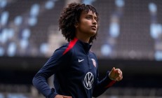 爱游戏官网:消息来源：USWNT的Lily Yohannes即将从阿贾克斯转会到里昂